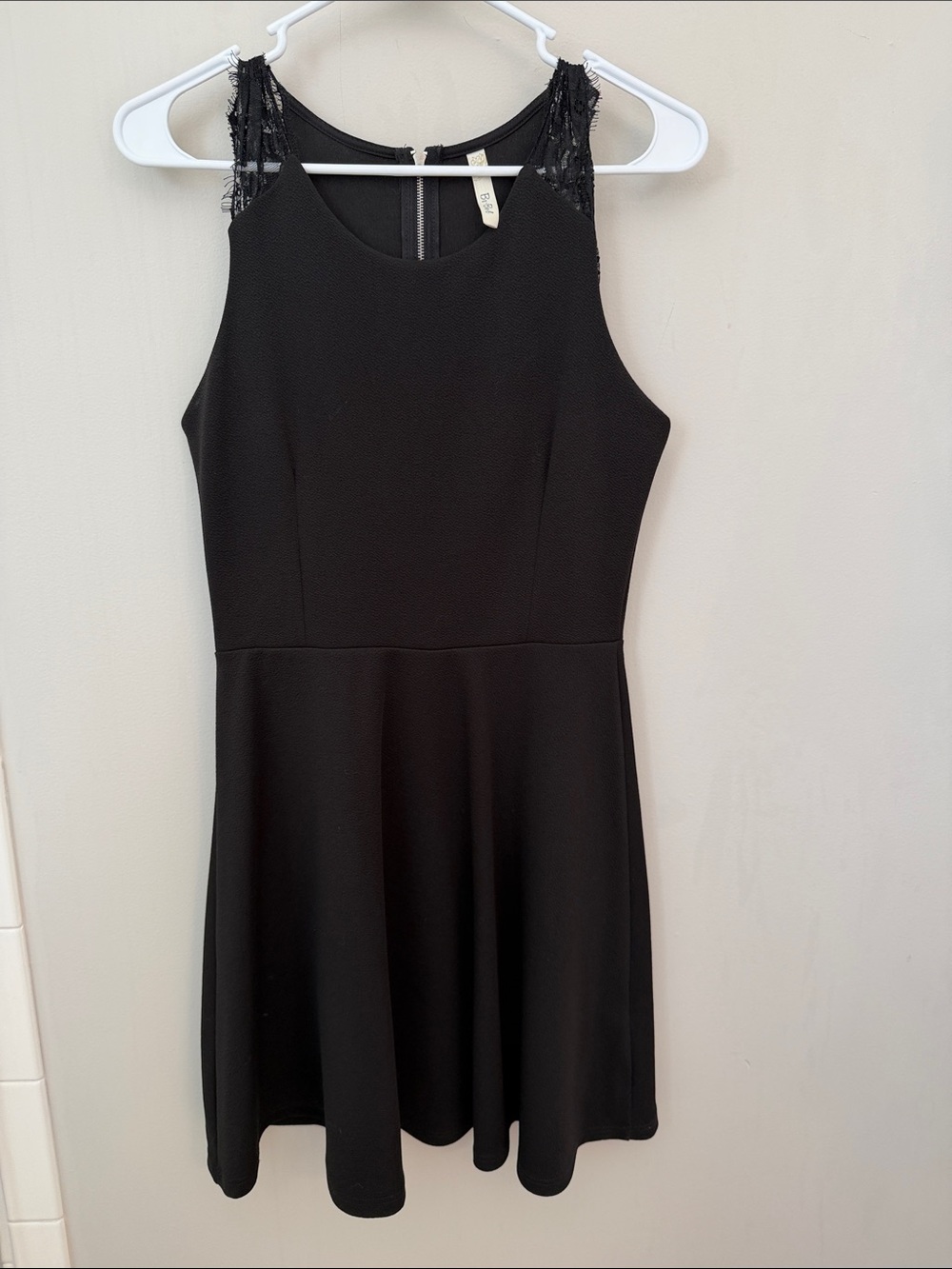 Elegant Black Lace-Shoulder Mini Dress